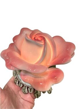 Vintage Aladdin Giftware Ceramic Rose Mini Lamp